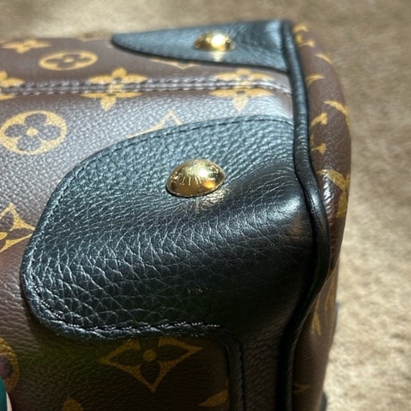 EUC Retiro Louis Vuitton purse, comes with detachable shoulder strap - Picture 10 of 14